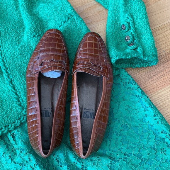 ❗️FREE Italy Vintage shoes 📍MUST BUNDLE 📍 - Picture 12 of 16